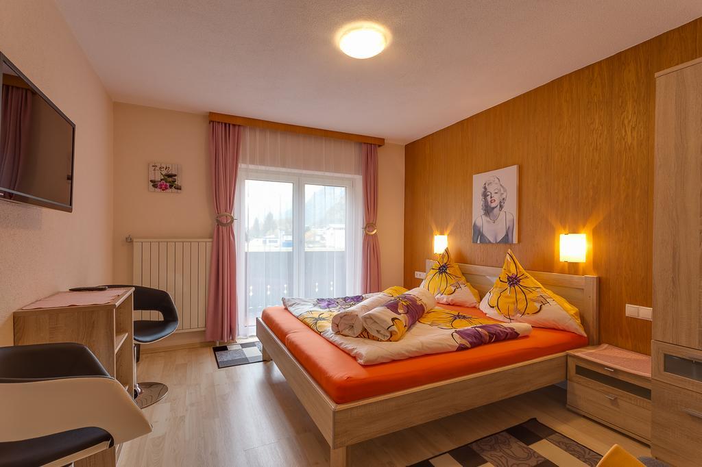 Biancas Ferienwohnung Im Haus Roswitha Tumpen Eksteriør billede