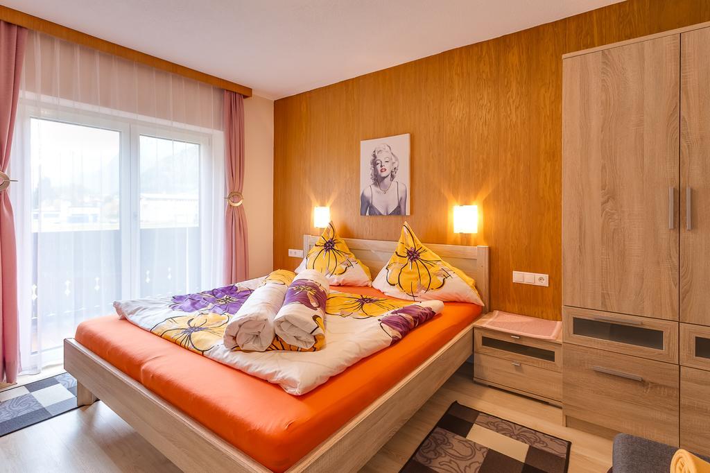 Biancas Ferienwohnung Im Haus Roswitha Tumpen Eksteriør billede